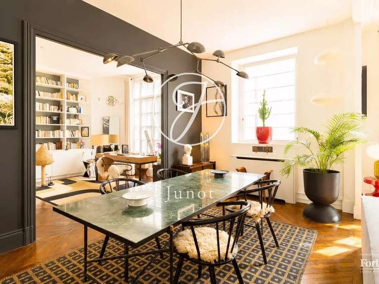 Appartement Paris 17e - 4 chambres - 168m²