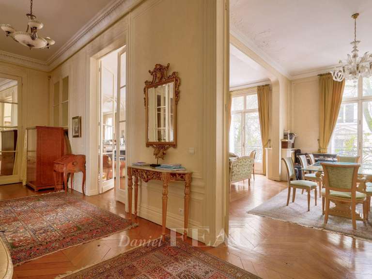 Appartement Paris 17e - 4 chambres - 259m²
