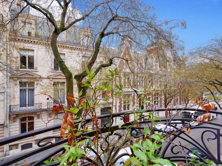 Appartement Paris 17e - 4 chambres - 259m²