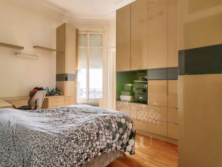 Appartement Paris 17e - 4 chambres - 259m²