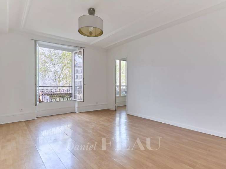 Appartement Paris 17e - 2 chambres - 61m²