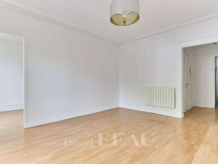 Appartement Paris 17e - 2 chambres - 61m²