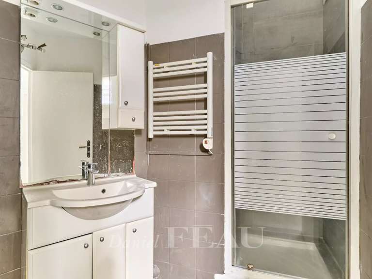Appartement Paris 17e - 2 chambres - 61m²