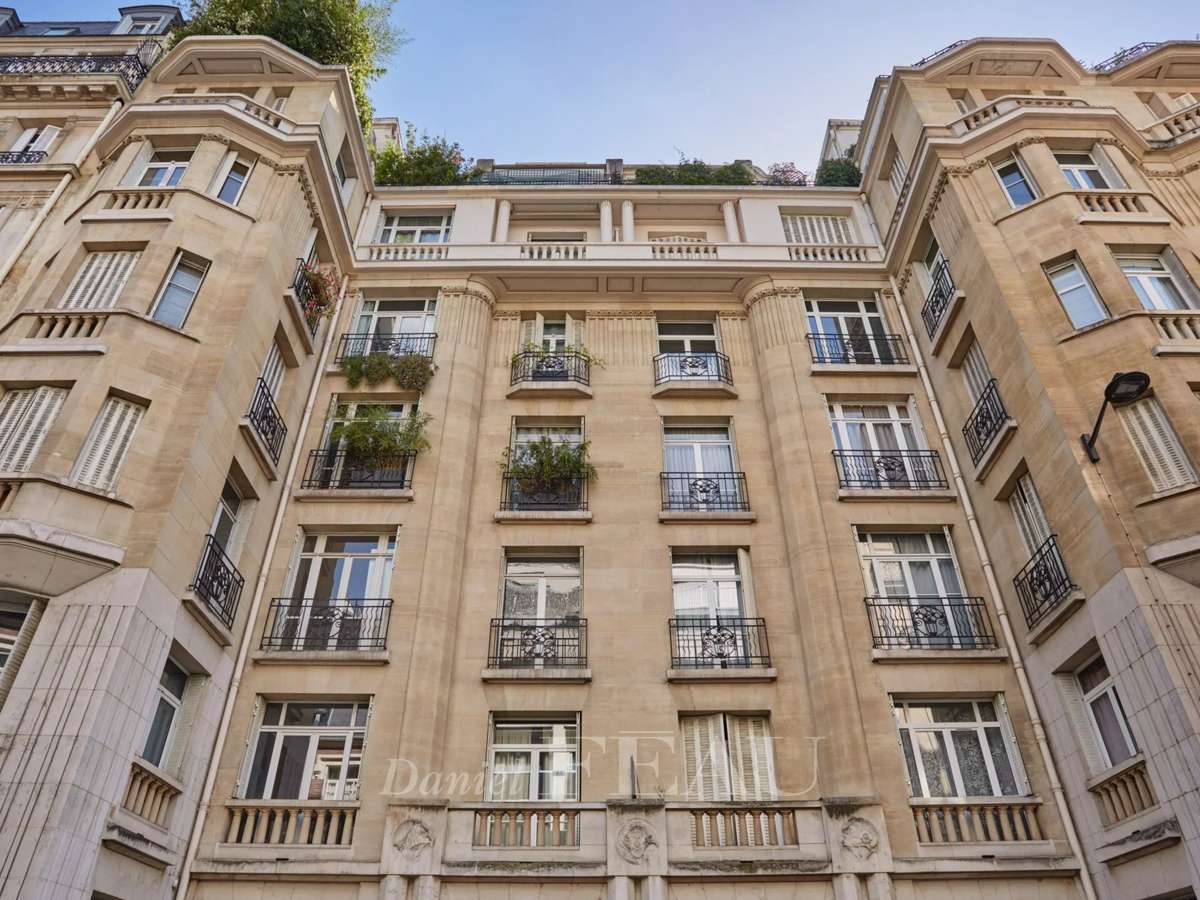 Apartment Paris 17e