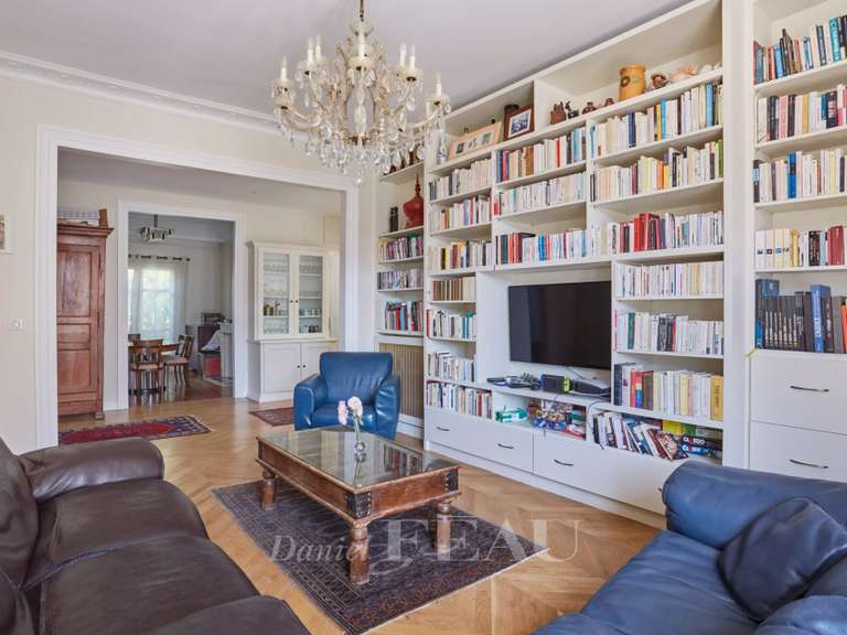 Appartement Paris 17e - 4 chambres - 217m²