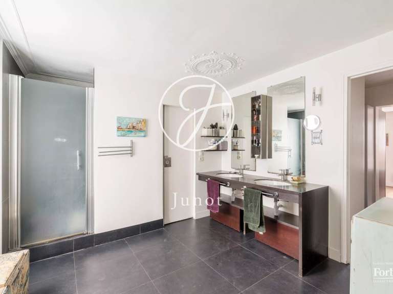 Appartement Paris 17e - 4 chambres - 120m²