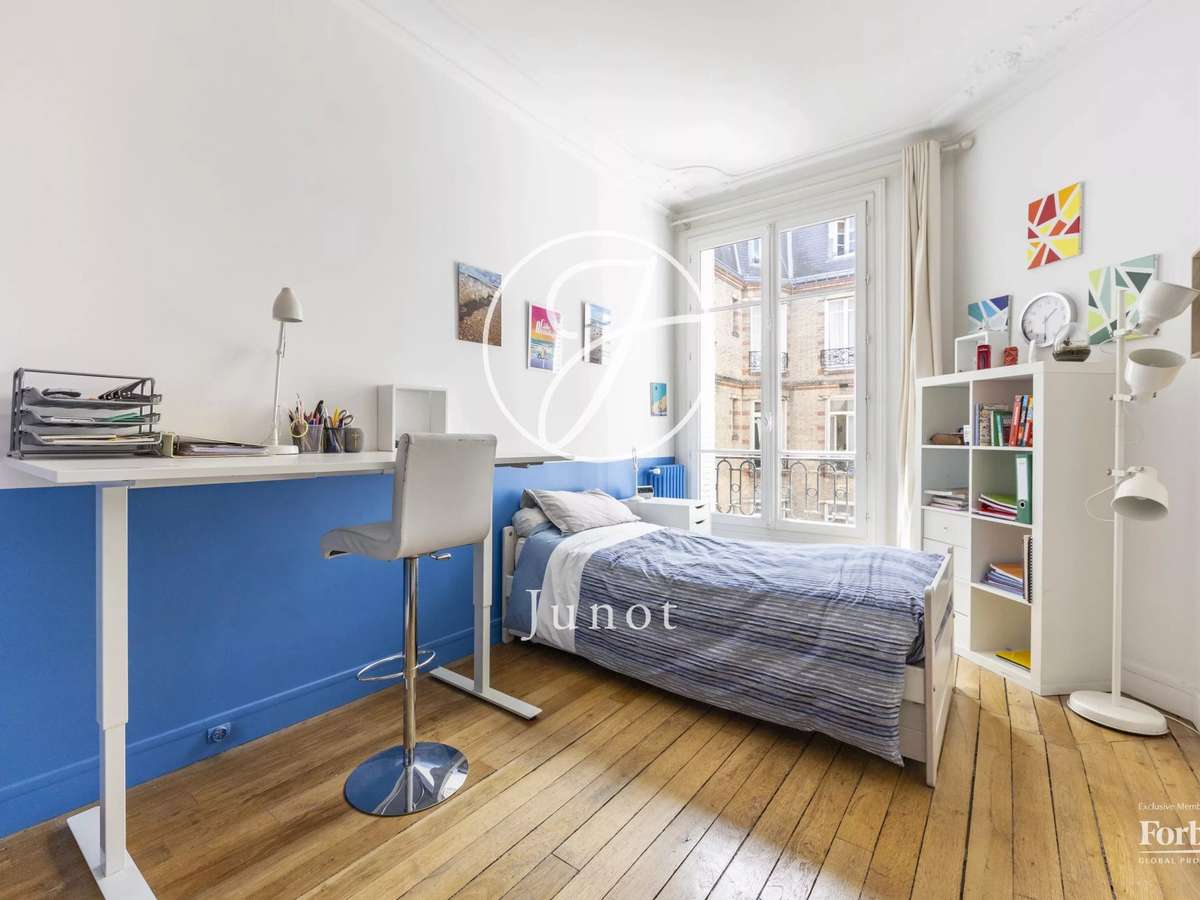 Apartment Paris 17e