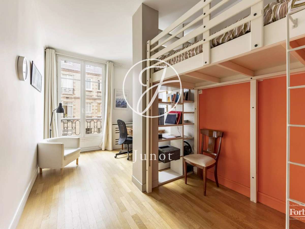 Apartment Paris 17e