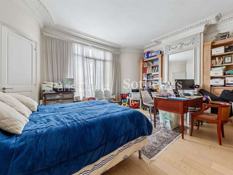 Appartement Paris 17e - 5 chambres - 310m²
