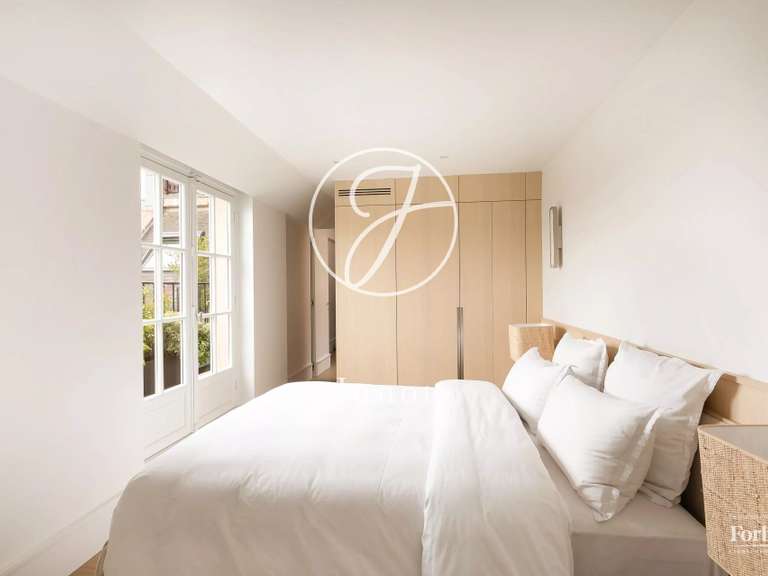 Appartement Paris 17e - 3 chambres - 246m²