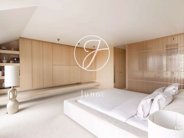 Appartement Paris 17e - 3 chambres - 246m²
