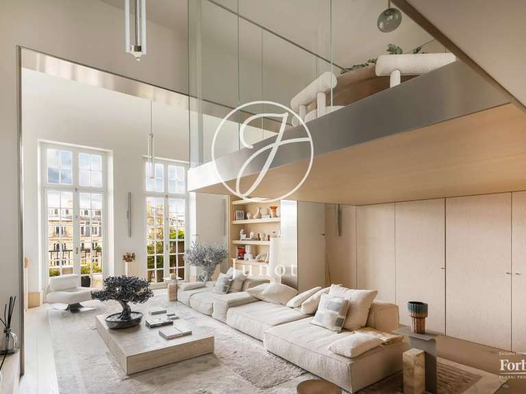 Appartement Paris 17e - 3 chambres - 246m²