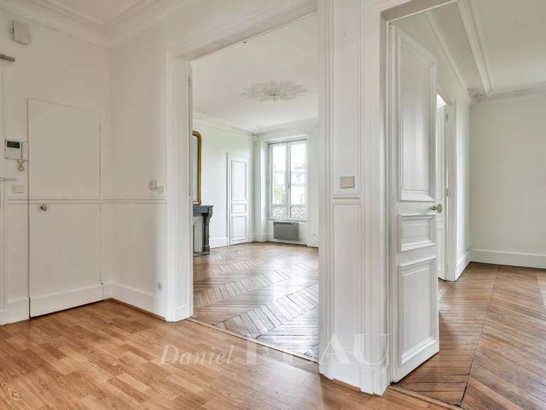 Appartement Paris 17e - 2 chambres - 71m²