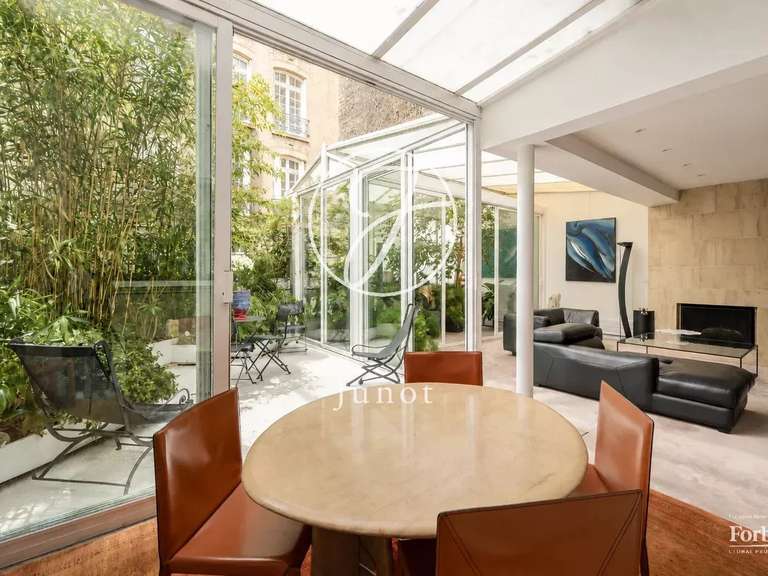 Appartement Paris 17e - 3 chambres - 174m²