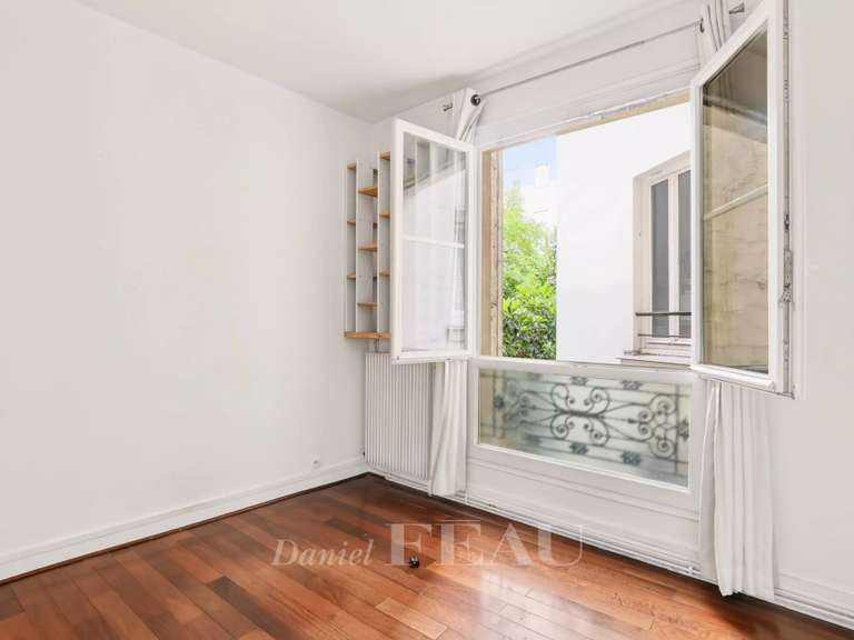 Appartement Paris 17e - 2 chambres - 70m²