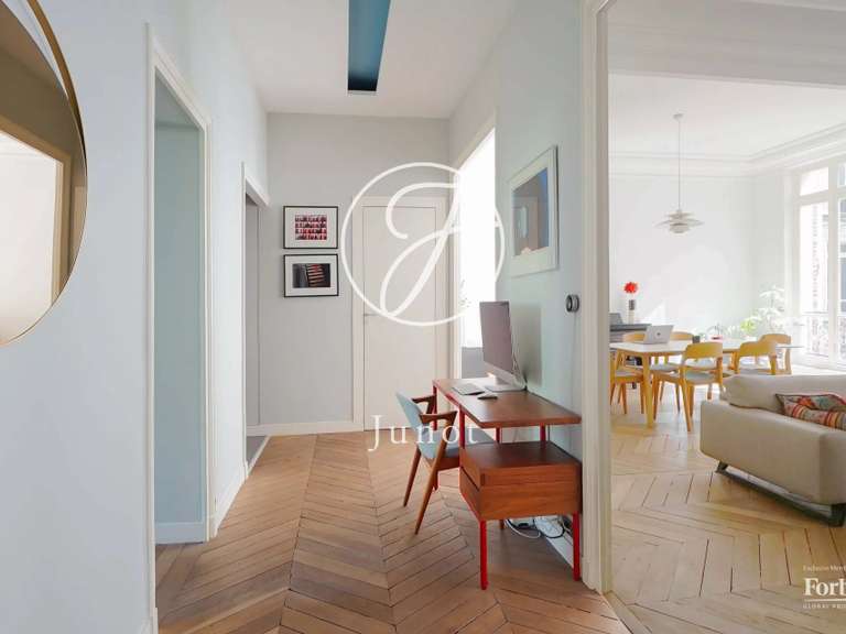 Appartement Paris 17e - 3 chambres - 119m²