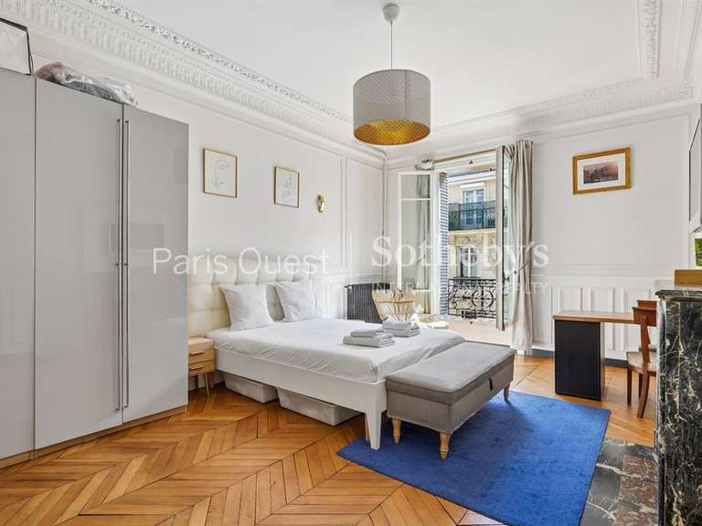 Appartement Paris 17e - 4 chambres - 201m²
