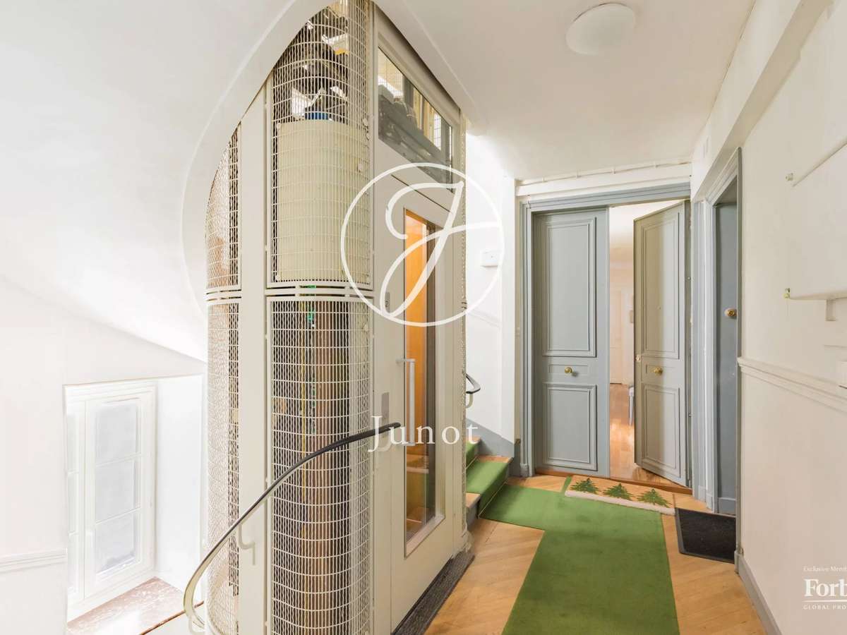 Apartment Paris 17e