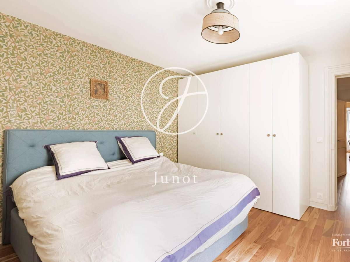 Apartment Paris 17e