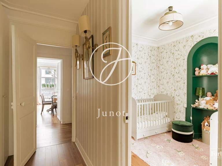 Apartment Paris 17e - 2 bedrooms - 73m²