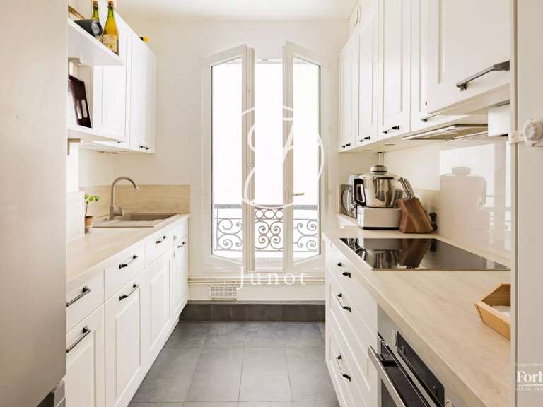 Appartement Paris 17e - 2 chambres - 73m²