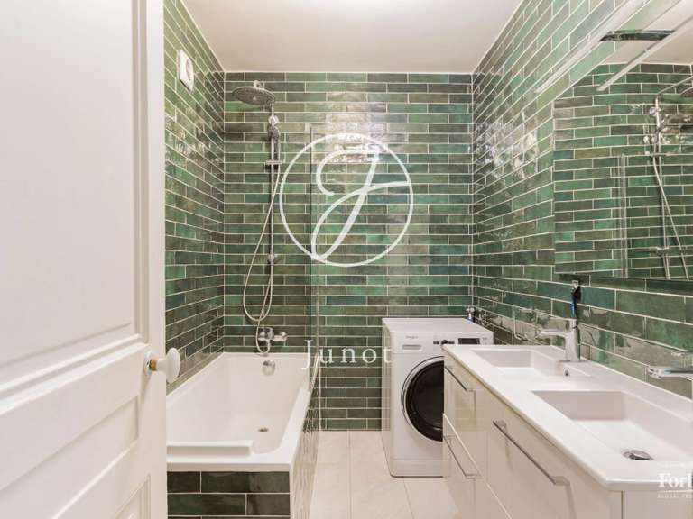 Appartement Paris 17e - 2 chambres - 73m²