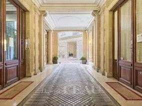 Appartement Paris 17e - 3 chambres - 167m²