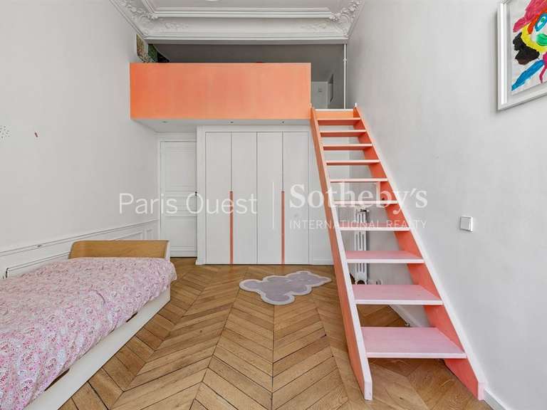 Appartement Paris 17e - 4 chambres - 308m²