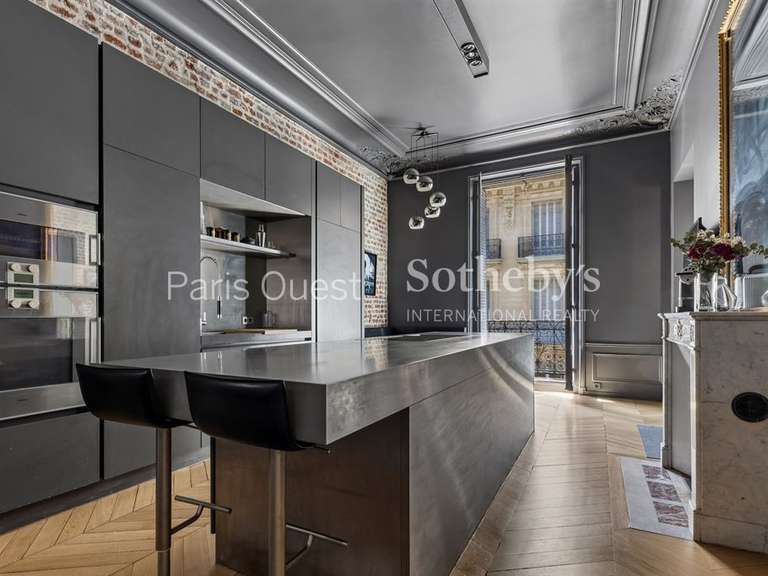 Appartement Paris 17e - 4 chambres - 308m²
