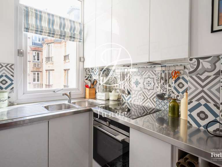 Appartement Paris 17e - 2 chambres - 100m²