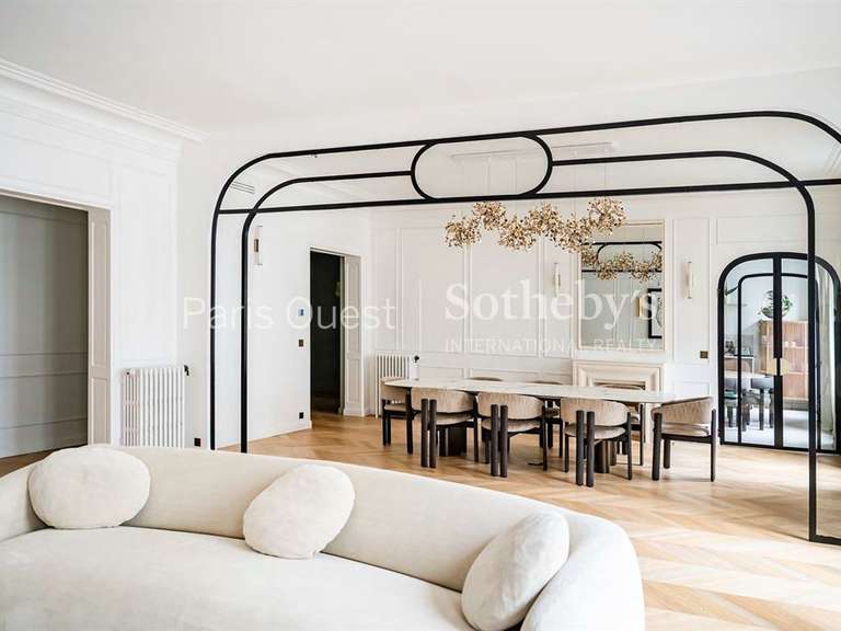 Appartement Paris 17e - 5 chambres - 250m²