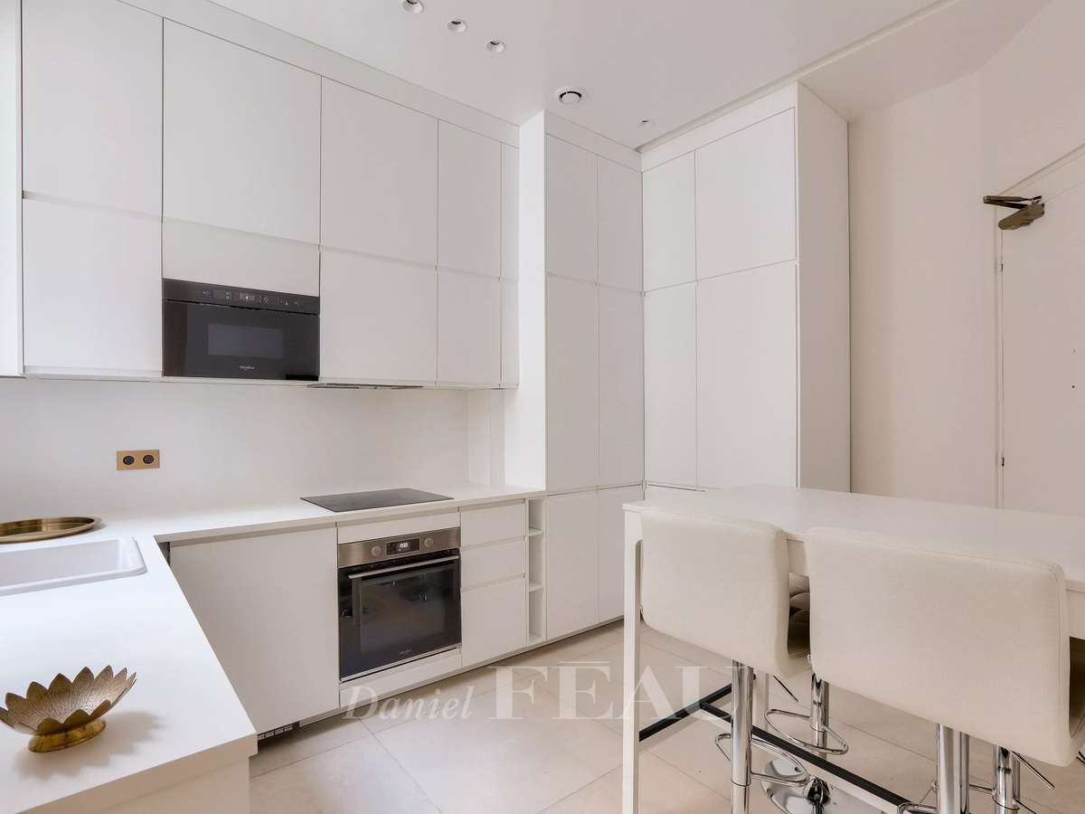 Apartment Paris 17e