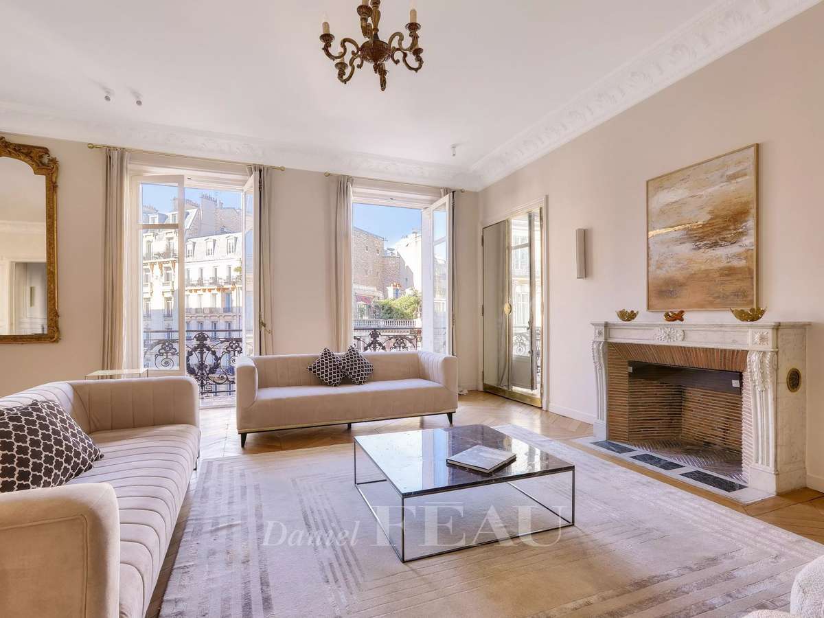 Apartment Paris 17e