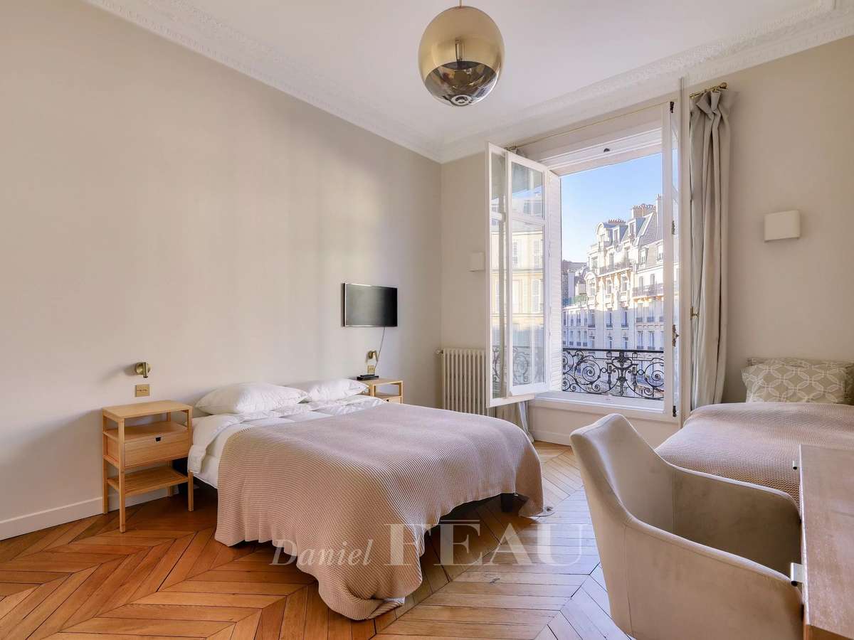 Apartment Paris 17e