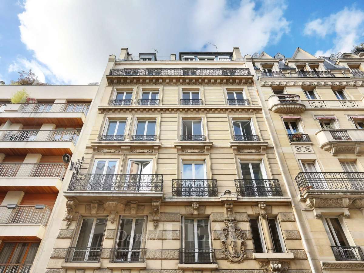 Apartment Paris 17e