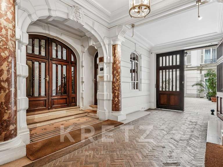 Appartement Paris 17e - 3 chambres - 153m²