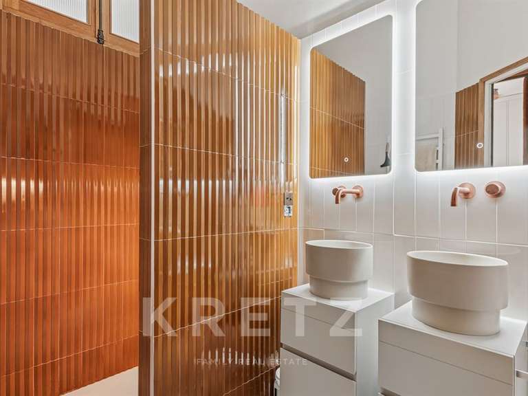 Appartement Paris 17e - 3 chambres - 153m²
