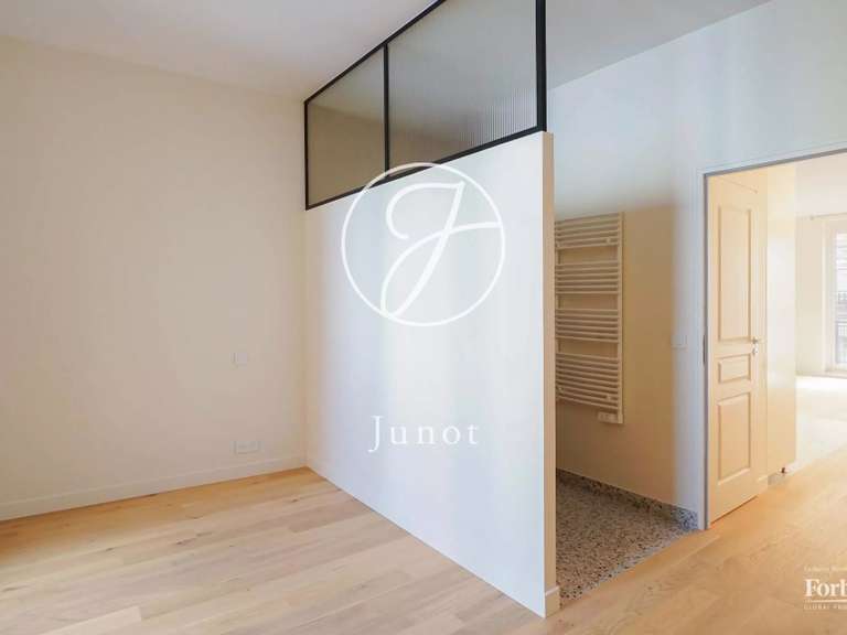 Appartement Paris 17e - 2 chambres - 83m²