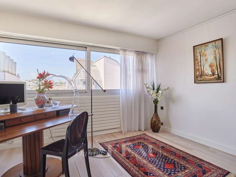 Appartement Paris 17e - 5 chambres - 201m²