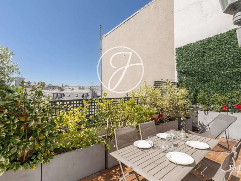 Appartement Paris 17e - 4 chambres - 101m²