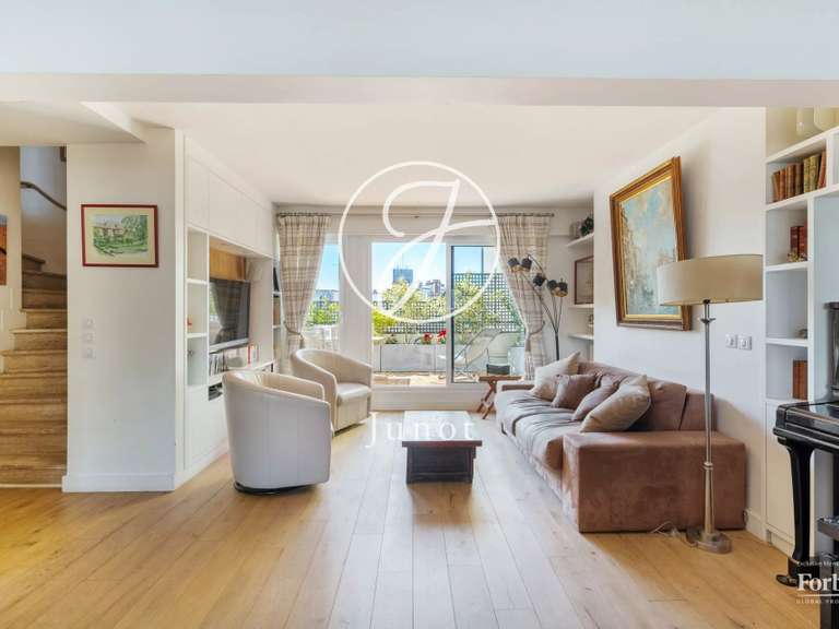 Appartement Paris 17e - 4 chambres - 101m²