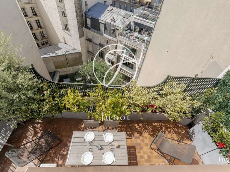 Appartement Paris 17e - 4 chambres - 101m²