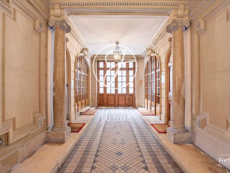 Appartement Paris 17e - 4 chambres - 192m²