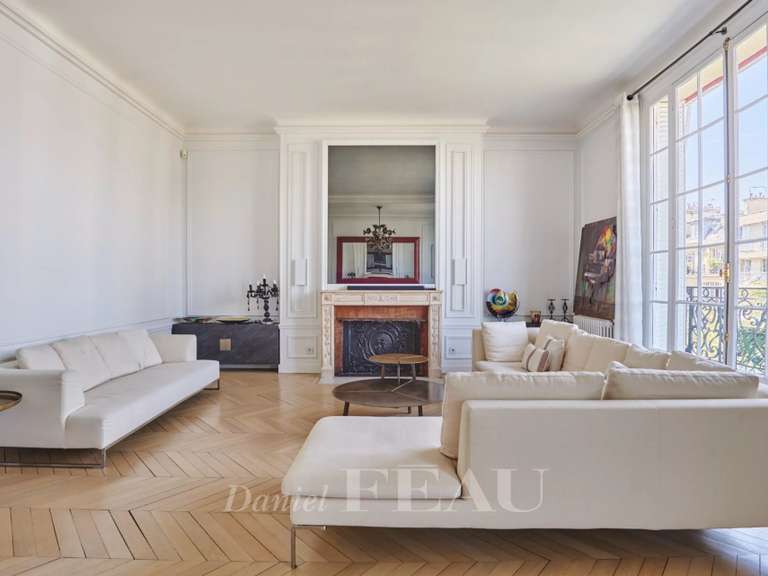 Appartement Paris 17e - 5 chambres - 320m²