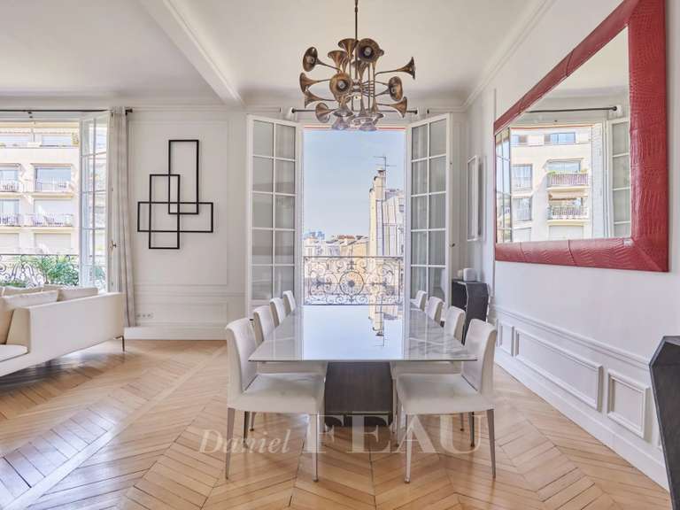 Appartement Paris 17e - 5 chambres - 320m²