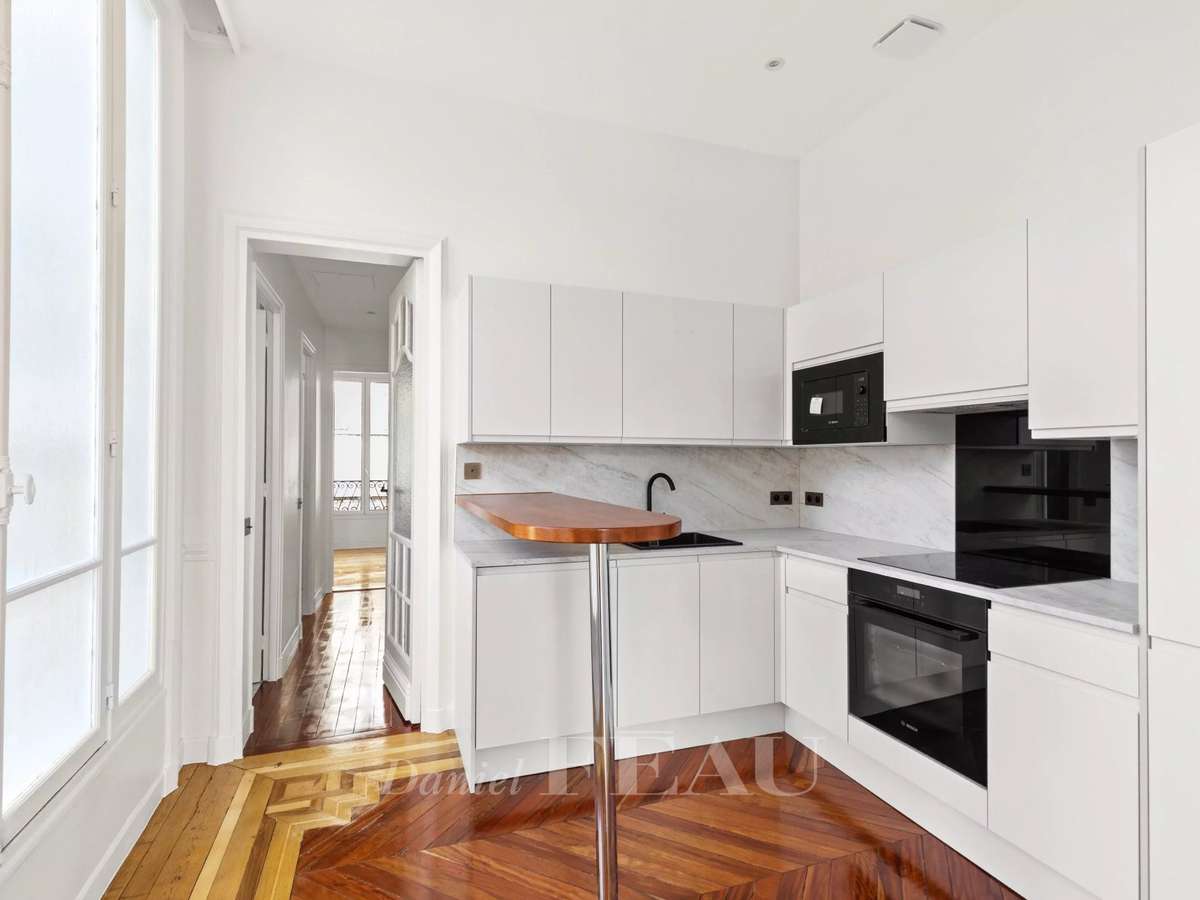Apartment Paris 17e