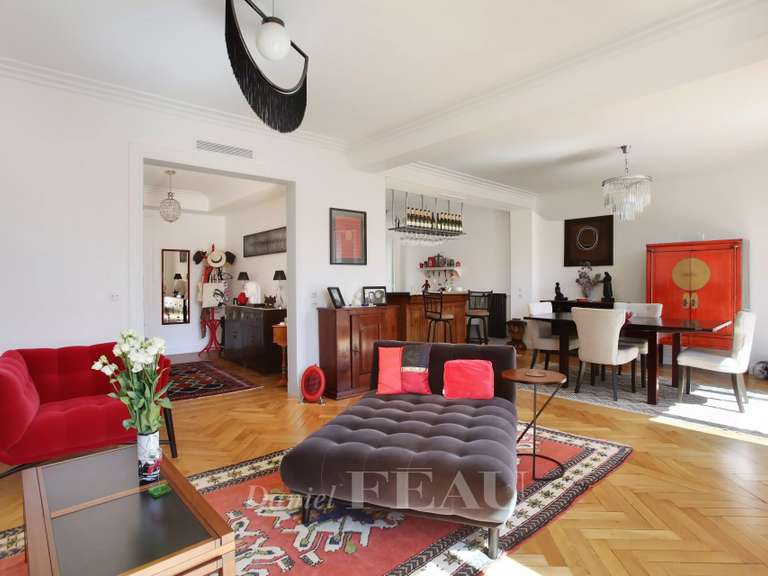 Appartement Paris 17e - 3 chambres - 148m²