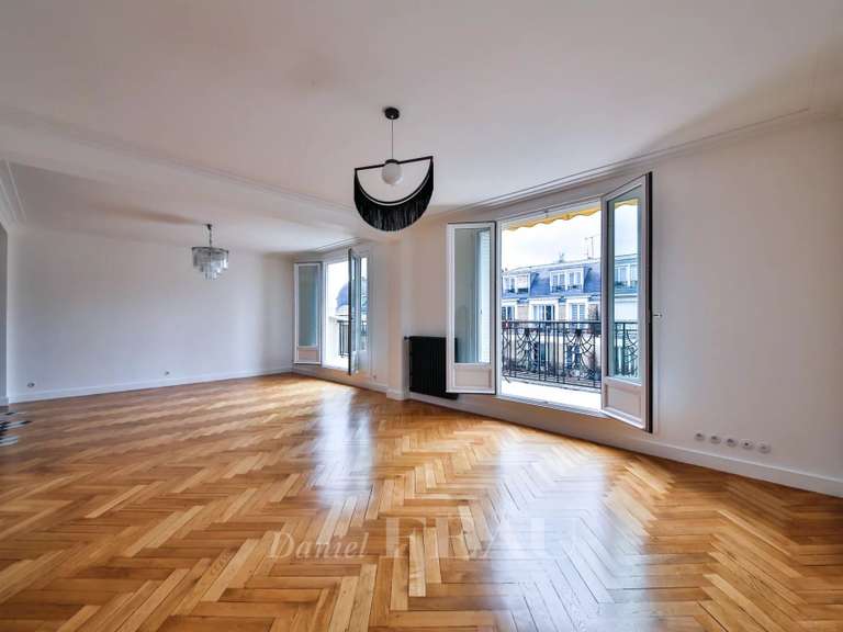 Appartement Paris 17e - 3 chambres - 148m²