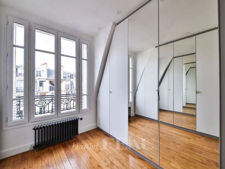Appartement Paris 17e - 3 chambres - 148m²