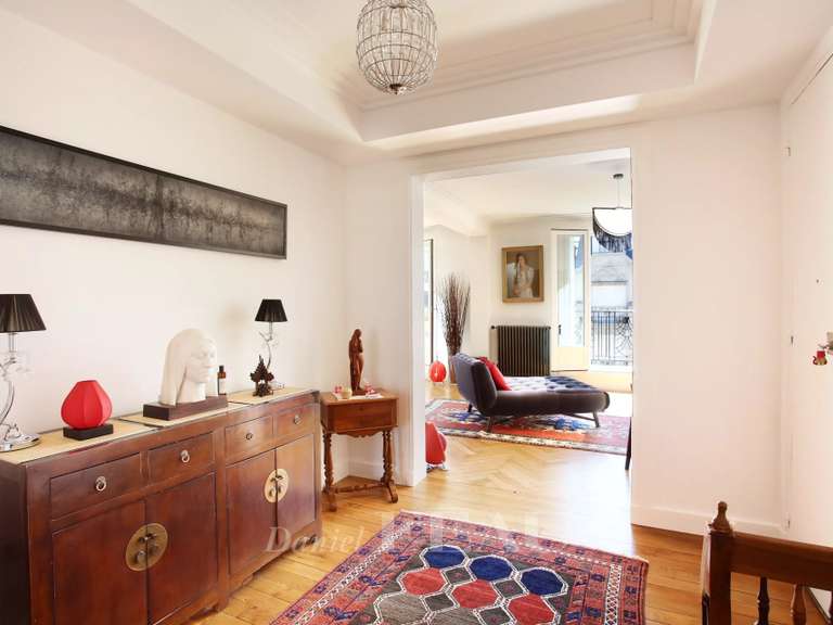 Appartement Paris 17e - 3 chambres - 148m²